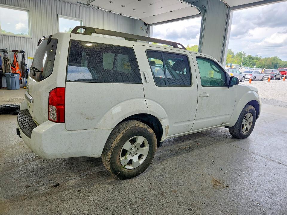 صورة رقم 3 من المزاد - 2011 NISSAN PATHFINDER مع VIN 5N1AR1NB8BC630601
