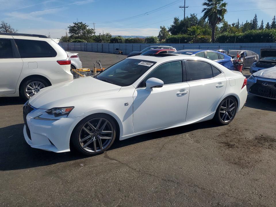 LEXUS IS 2015 с VIN JTHBF1D2XF5067711 - Снимка от търг
