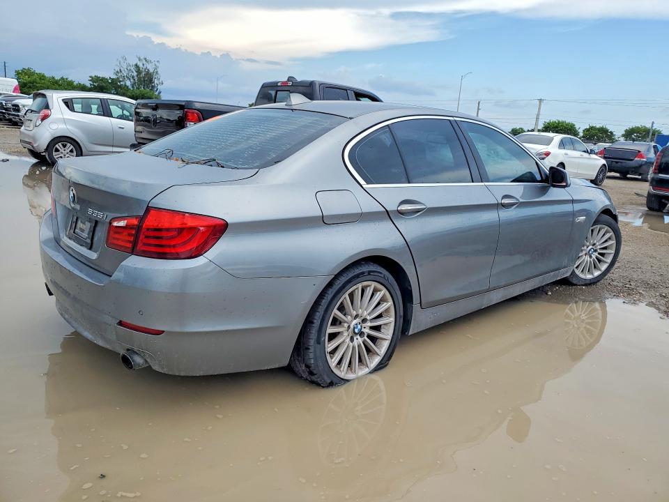 Photo 3 from auction – 2012 BMW 535 with VIN WBAFR7C56CC813388