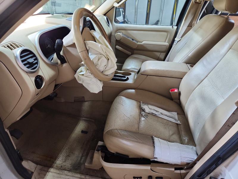 Foto 7 de la subasta – 2006 MERCURY MOUNTAINEER con VIN 4M2EU48836UJ12444