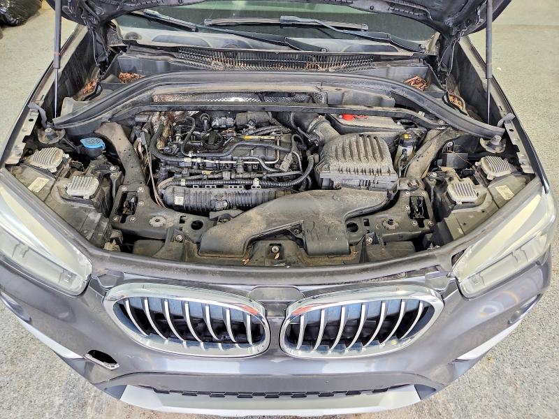 Photo 12 from auction – 2016 BMW X1 with VIN WBXHT3C31G5E47182