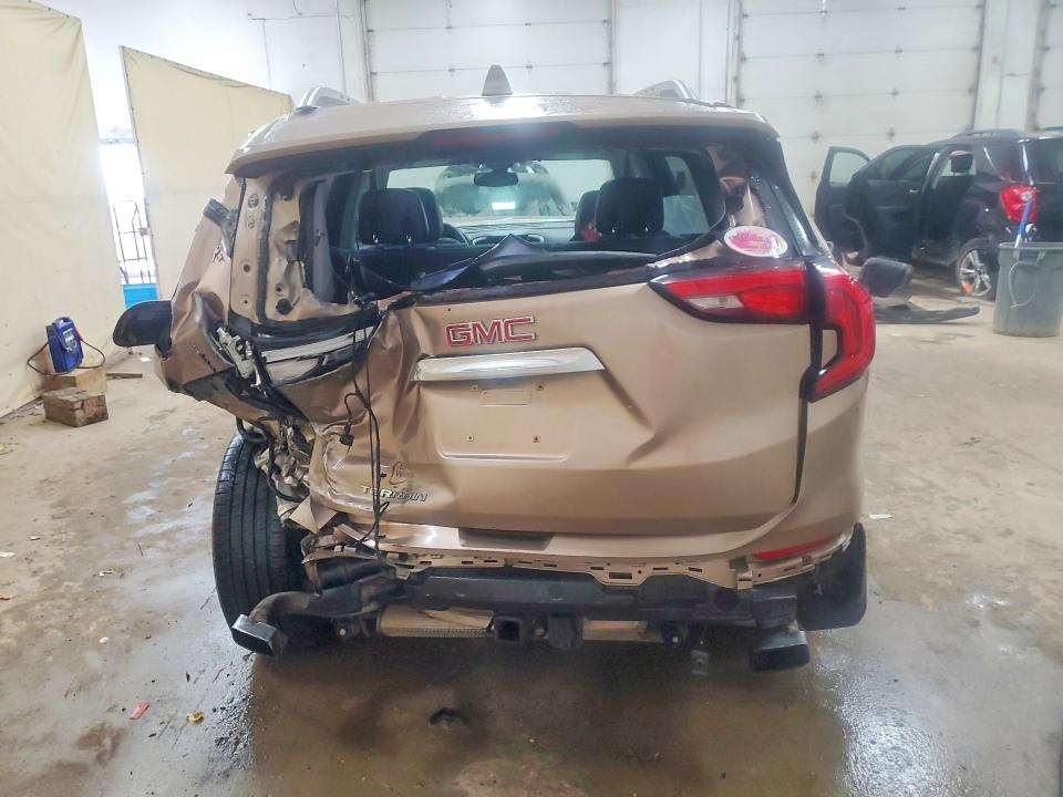 صورة رقم 6 من المزاد - 2018 GMC TERRAIN مع VIN 3GKALPEX0JL152900