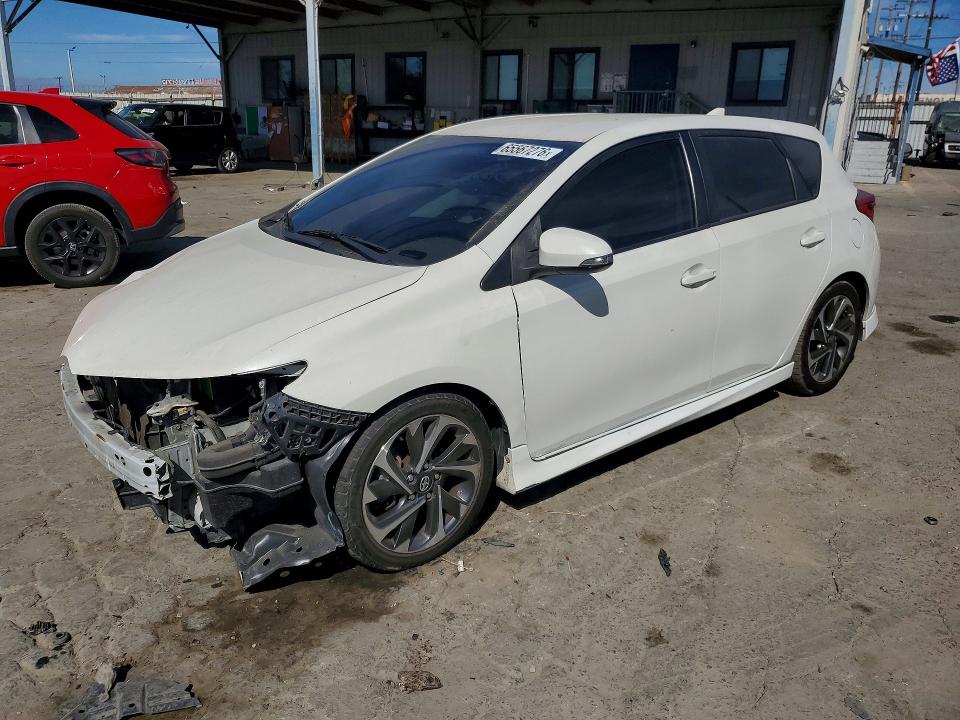 2016 SCION IM