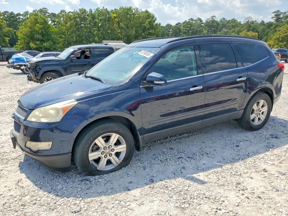 CHEVROLET TRAVERSE 2010 with VIN 1GNLRFED7AJ266233 - Photo from auction