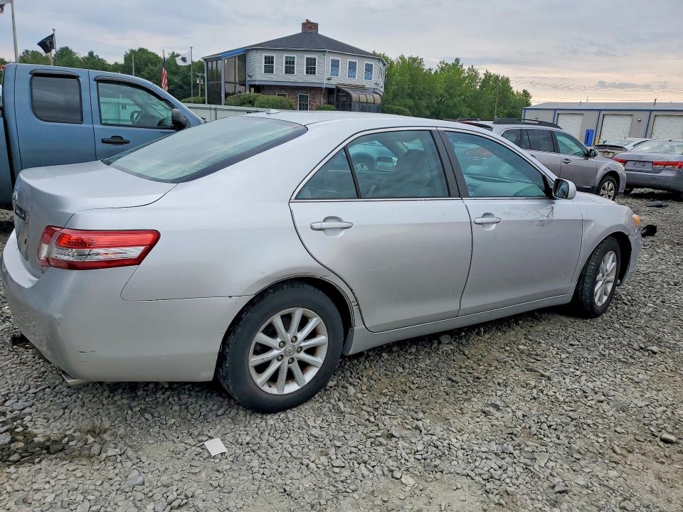 Photo 3 from auction – 2011 TOYOTA CAMRY with VIN 4T4BF3EK3BR106247