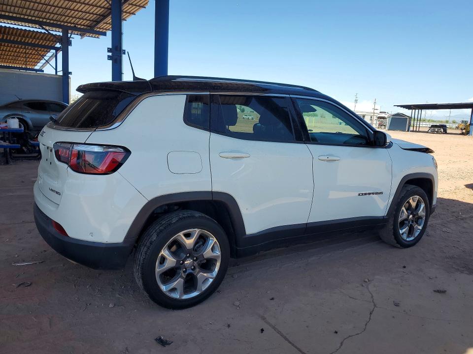 Photo 3 from auction – 2019 JEEP COMPASS with VIN 3C4NJDCB3KT669859