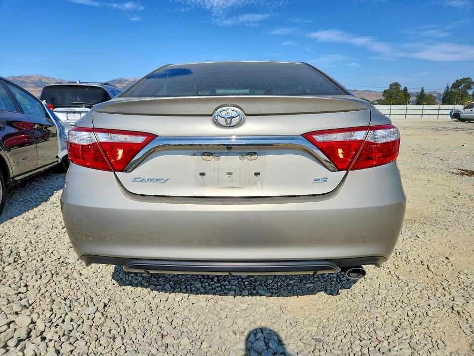 Photo 6 from auction – 2017 TOYOTA CAMRY with VIN 4T1BF1FK4HU388274