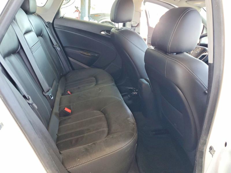Photo 10 from auction – 2014 BUICK VERANO with VIN 1G4PT5SV2E4114895