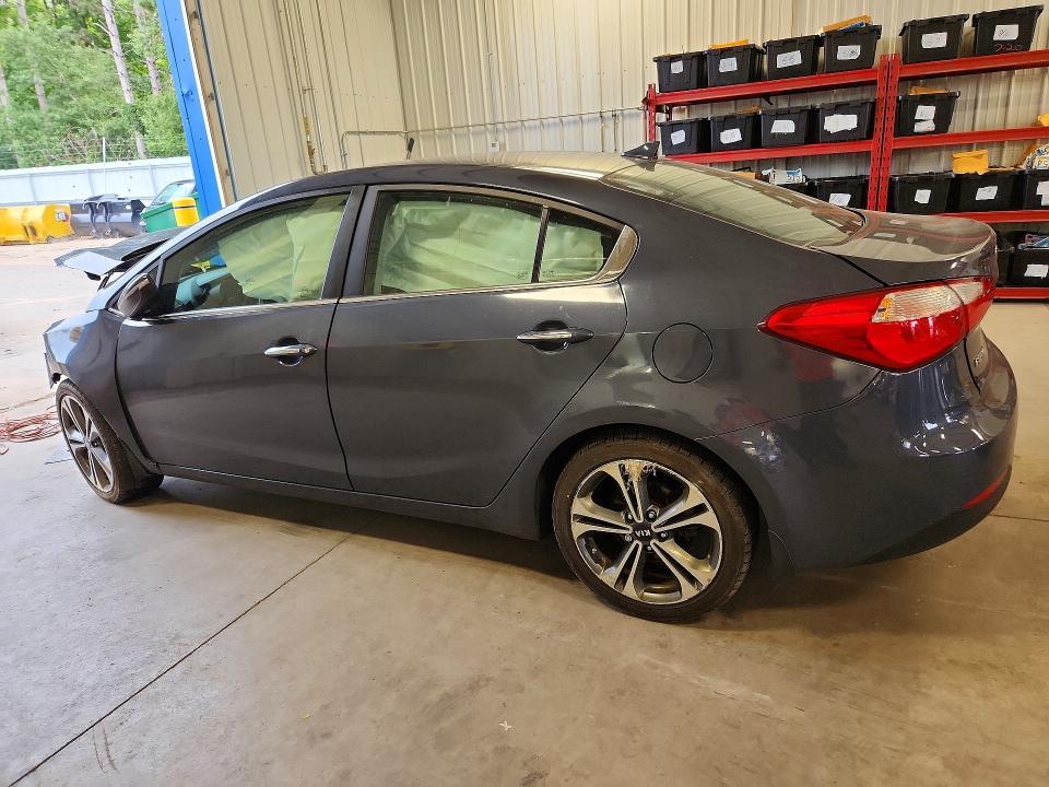 Photo 2 from auction – 2015 KIA FORTE with VIN KNAFZ4A80F5324456
