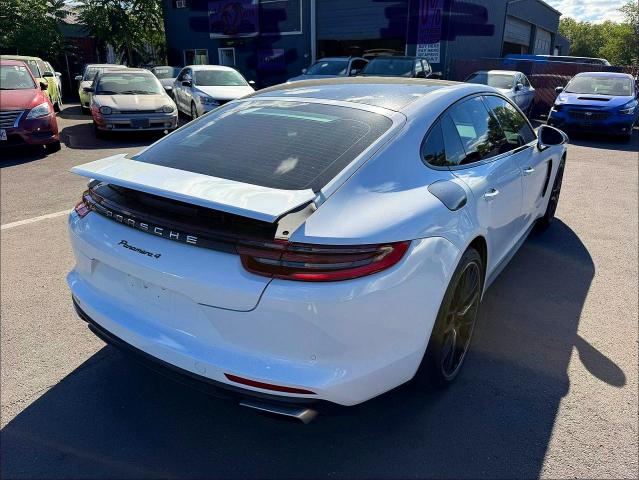 Photo 4 from auction – 2017 PORSCHE PANAMERA with VIN WP0AA2A71HL103883