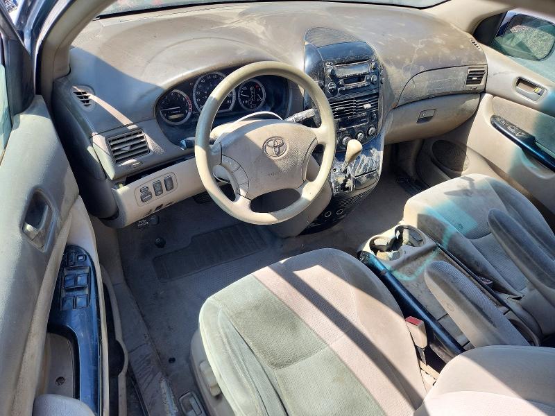 Photo 8 from auction – 2004 TOYOTA SIENNA with VIN 5TDZA23C04S199544
