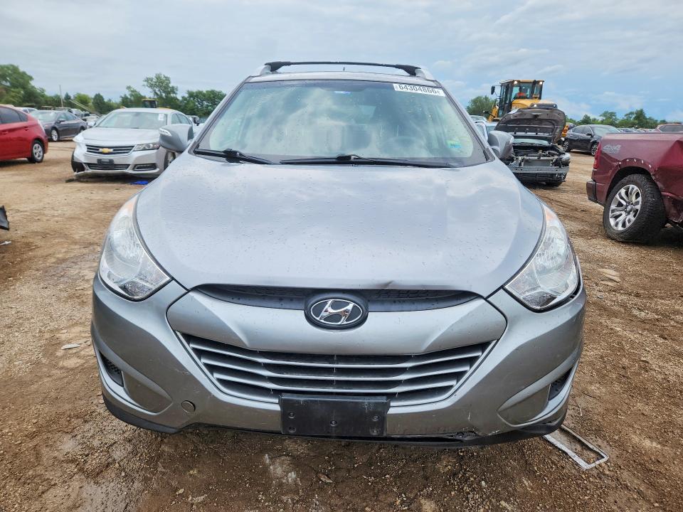 Photo 5 from auction – 2012 HYUNDAI TUCSON with VIN KM8JU3AC3CU528854