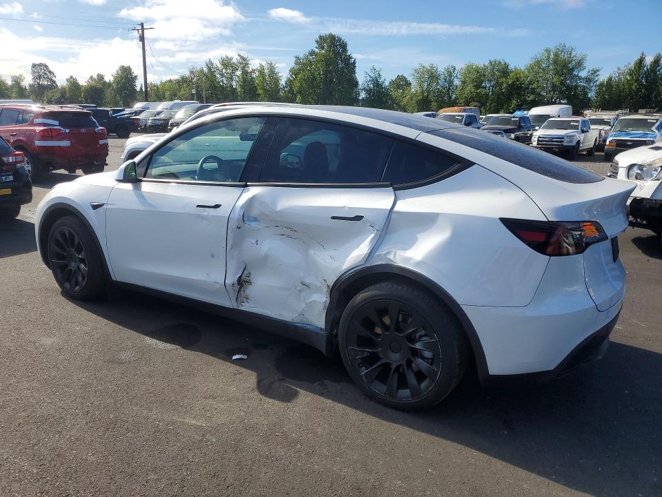 Photo 2 from auction – 2024 TESLA MODEL Y with VIN 7SAYGAEEXRF088212