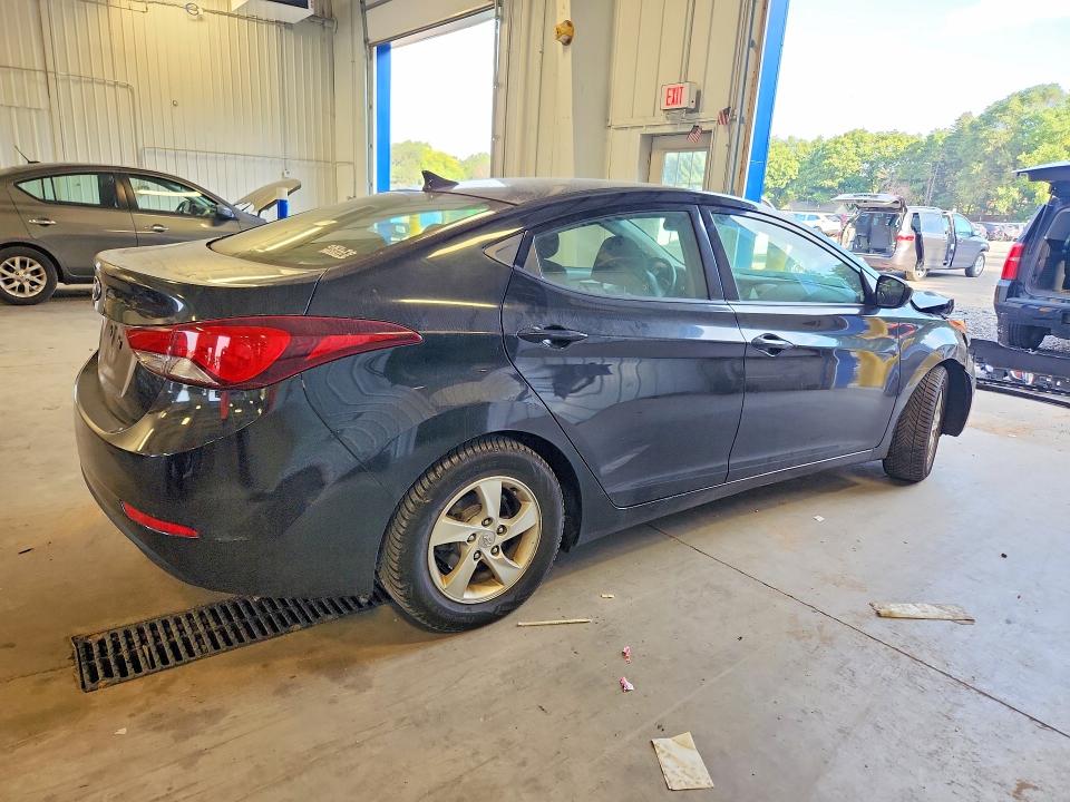 Photo 3 from auction – 2014 HYUNDAI ELANTRA with VIN KMHDH4AE9EU113372