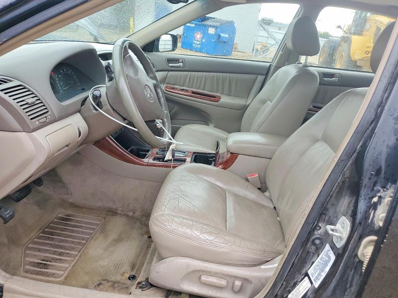 Photo 7 from auction – 2002 TOYOTA CAMRY with VIN 4T1BF30K52U005650