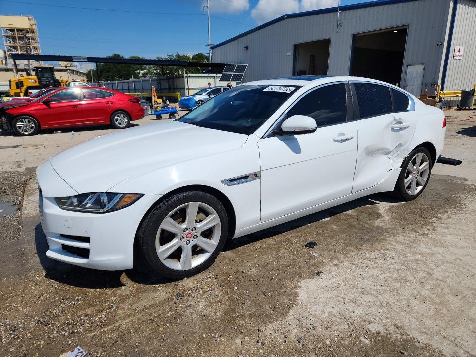 JAGUAR XE 2018 with VIN SAJAD4FX4JCP35148 - Photo from auction