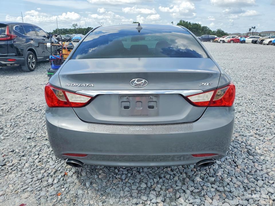 Photo 6 from auction – 2013 HYUNDAI SONATA with VIN 5NPEC4AB8DH592888