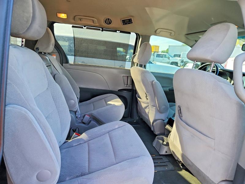 Photo 11 from auction – 2015 TOYOTA SIENNA with VIN 5TDKK3DC8FS667283