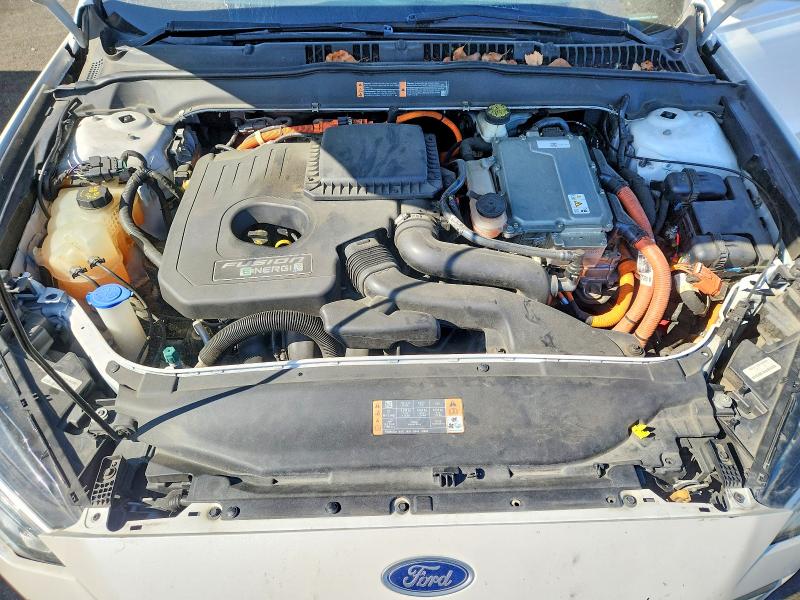 Photo 11 from auction – 2017 FORD FUSION with VIN 3FA6P0PU2HR379843