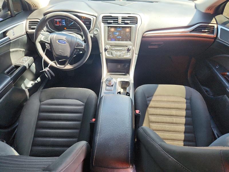Photo 8 from auction – 2017 FORD FUSION with VIN 3FA6P0H79HR119755