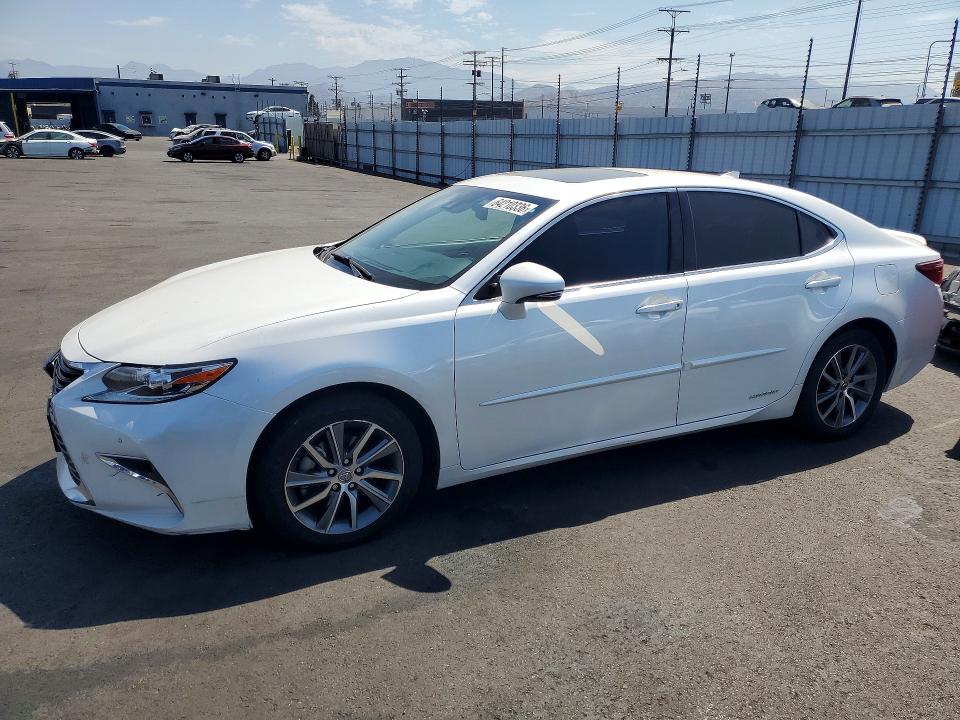 LEXUS ES 2018 with VIN JTHBW1GG8J2193809 - Photo from auction