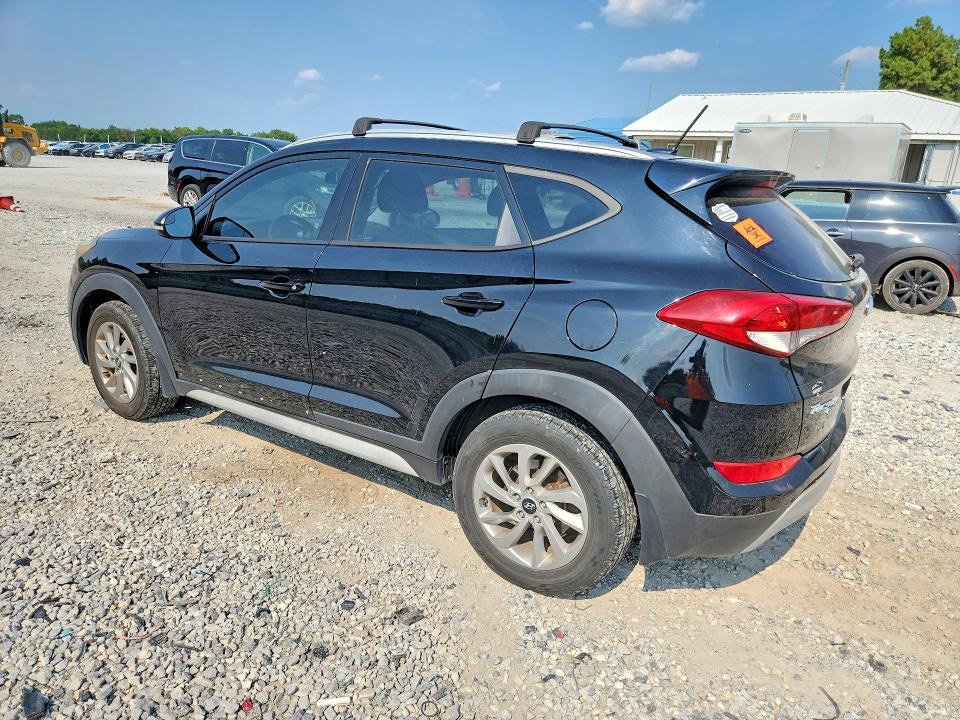 Photo 2 from auction – 2017 HYUNDAI TUCSON with VIN KM8J3CA29HU371901