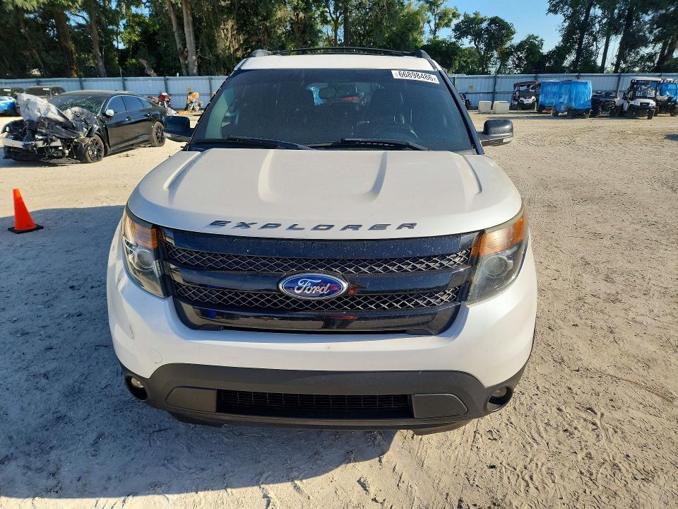 Foto 5 de la subasta – 2015 FORD EXPLORER con VIN 1FM5K8GT7FGC11769