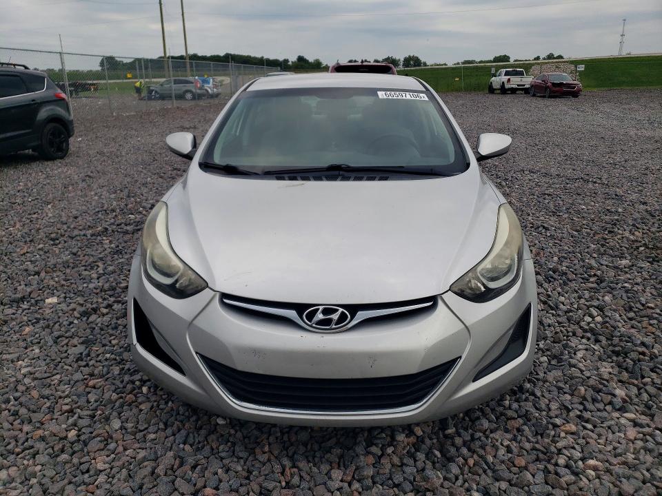 Photo 5 from auction – 2016 HYUNDAI ELANTRA with VIN 5NPDH4AE7GH674199