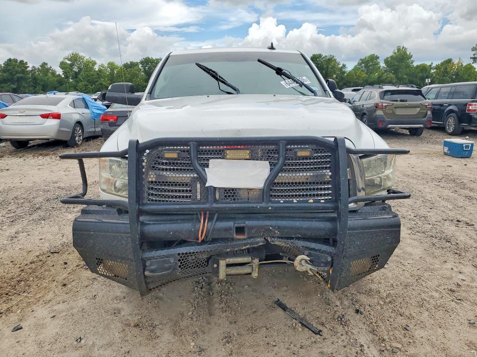 Photo 5 from auction – 2015 RAM 2500 with VIN 3C6UR5DL1FG516422