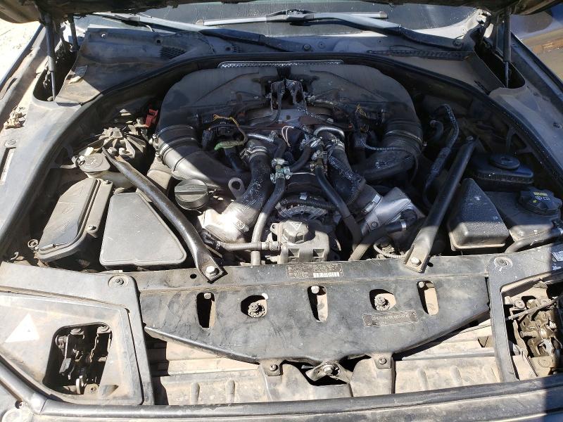 Photo 11 from auction – 2011 BMW 550 with VIN WBAFR9C51BC757130