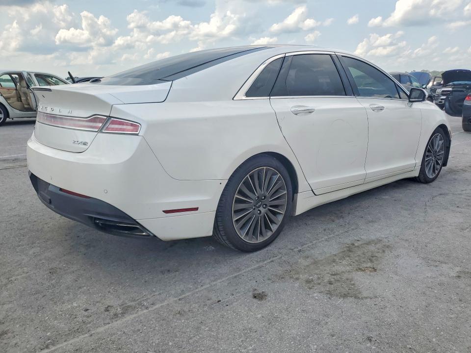 Photo 3 from auction – 2015 LINCOLN MKZ with VIN 3LN6L2J94FR617707