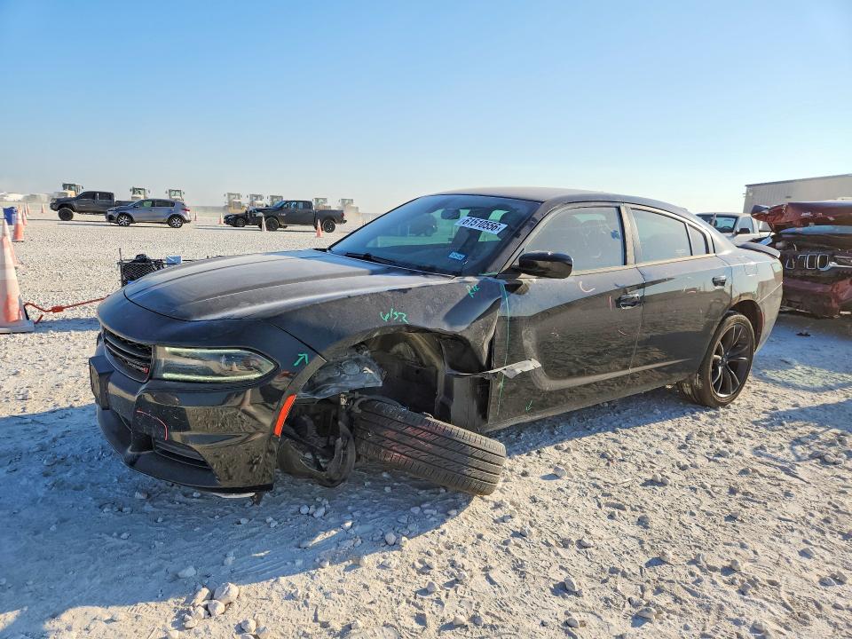 DODGE CHARGER 2018 with VIN 2C3CDXBG7JH273135 - Photo from auction
