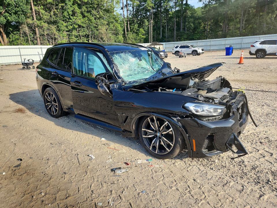 Photo 4 from auction – 2023 BMW X3 with VIN 5UX83DP09P9P51612