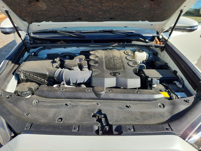 Photo 12 from auction – 2023 TOYOTA 4RUNNER with VIN JTEKU5JR7P6140945