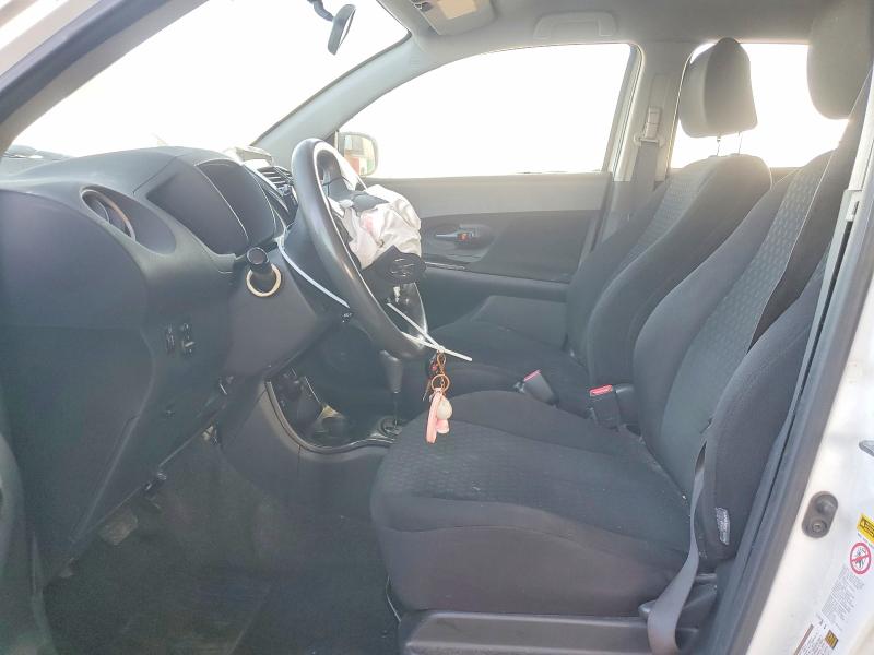 Photo 7 from auction – 2010 SCION XD with VIN JTKKU4B40AJ055637