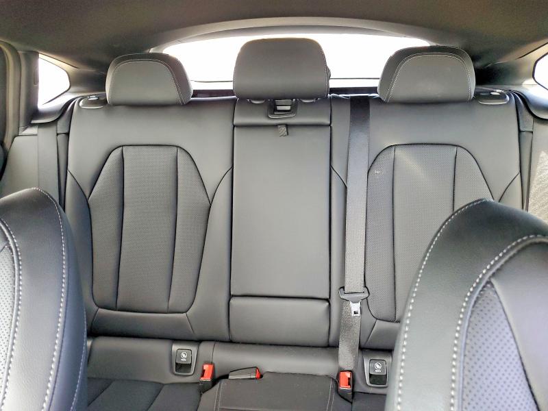 Photo 10 from auction – 2022 BMW X4 with VIN 5UX33DT06N9M33685