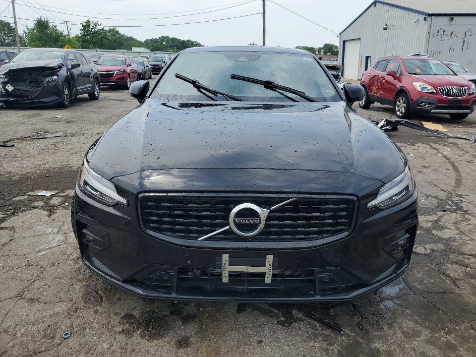 Photo 5 from auction – 2022 VOLVO S60 with VIN 7JRL12TM8NG157960