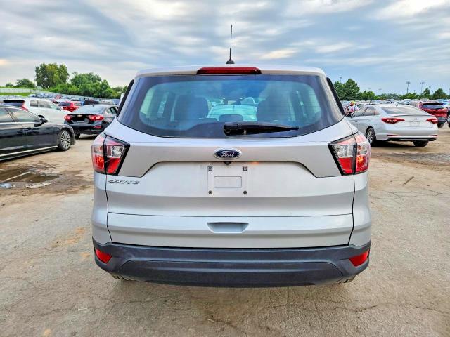 Photo 6 from auction – 2018 FORD ESCAPE with VIN 1FMCU0F70JUA09678