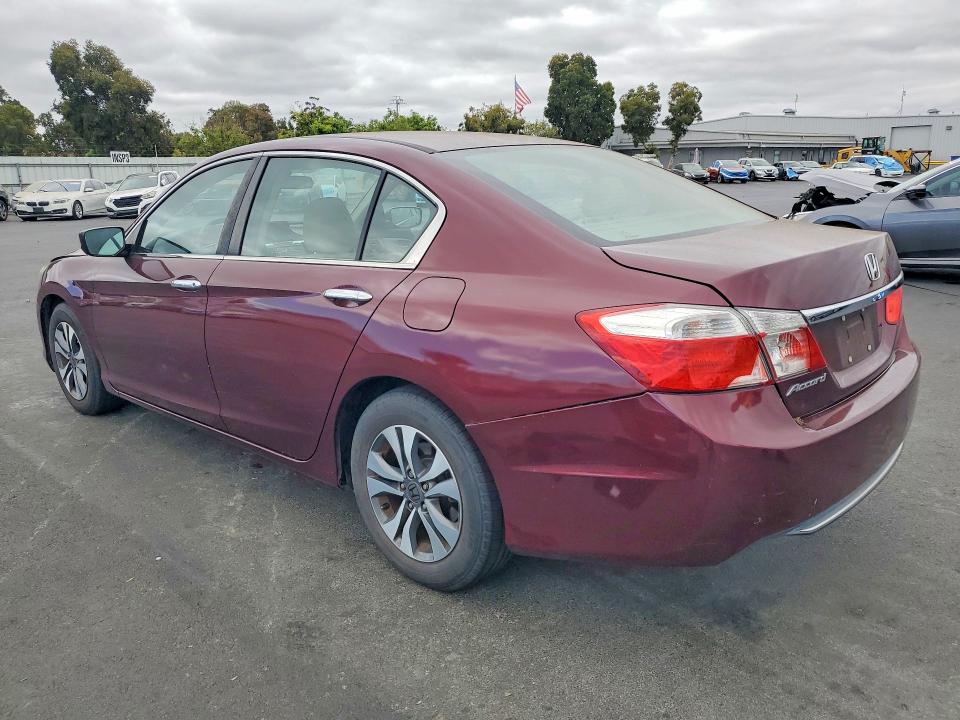 Photo 2 from auction – 2015 HONDA ACCORD with VIN 1HGCR2F36FA229478