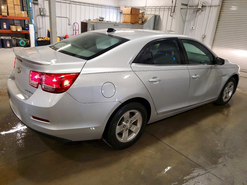 Photo 3 from auction – 2014 CHEVROLET MALIBU with VIN 1G11B5SL2EF106840