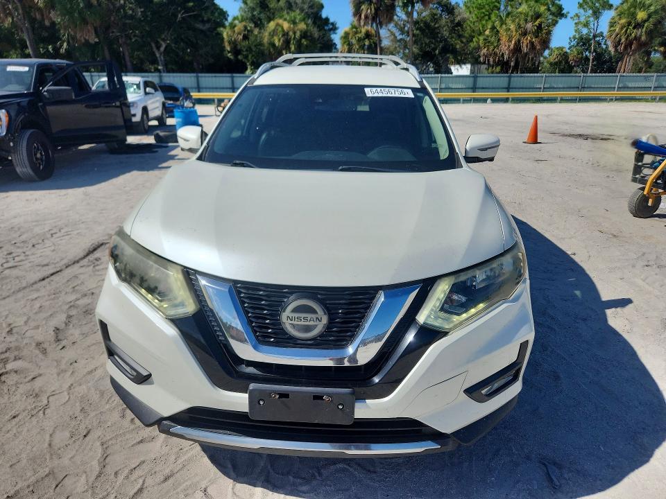 Photo 5 from auction – 2018 NISSAN ROGUE with VIN 5N1AT2MT0JC798488