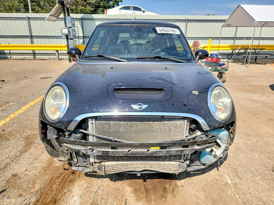 Photo 5 from auction – 2010 MINI COOPER with VIN WMWMF7C5XATZ69351