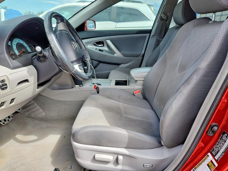 Photo 7 from auction – 2011 TOYOTA CAMRY with VIN 4T1BF3EK8BU681762