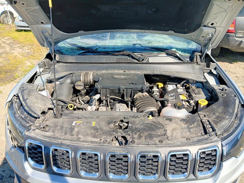 Photo 11 from auction – 2025 JEEP COMPASS with VIN 3C4NJDBN4ST571998
