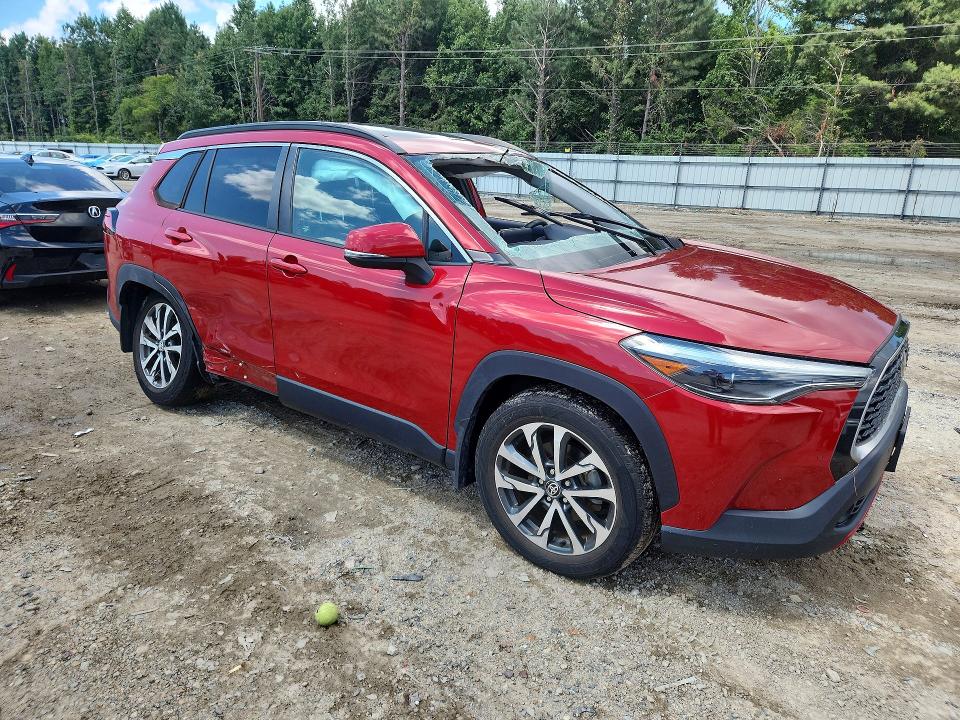 Photo 4 from auction – 2022 TOYOTA COROLLA CROSS with VIN 7MUDAABG8NV011255
