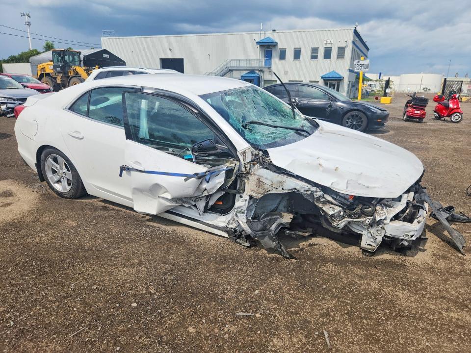 Photo 4 from auction – 2013 CHEVROLET MALIBU with VIN 1G11B5SA2DF327657