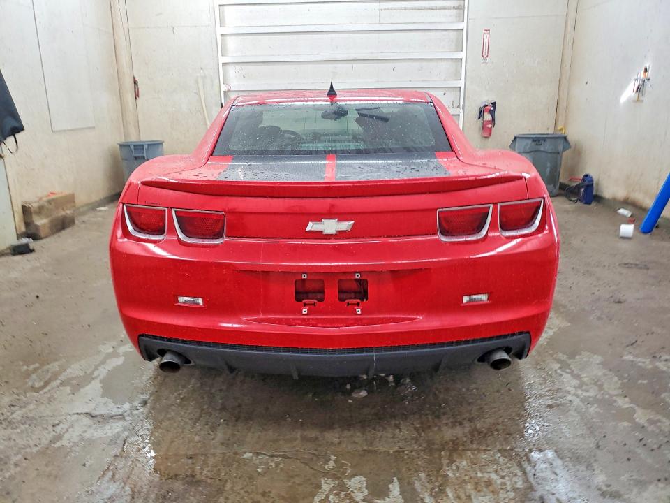 Photo 6 from auction – 2012 CHEVROLET CAMARO with VIN 2G1FA1E36C9102390