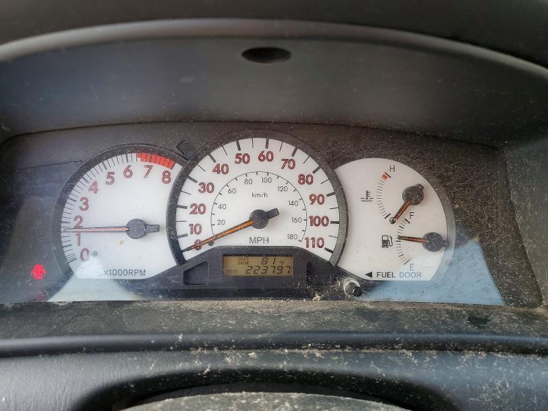 Photo 9 from auction – 2004 TOYOTA COROLLA with VIN 2T1BR32E64C219596