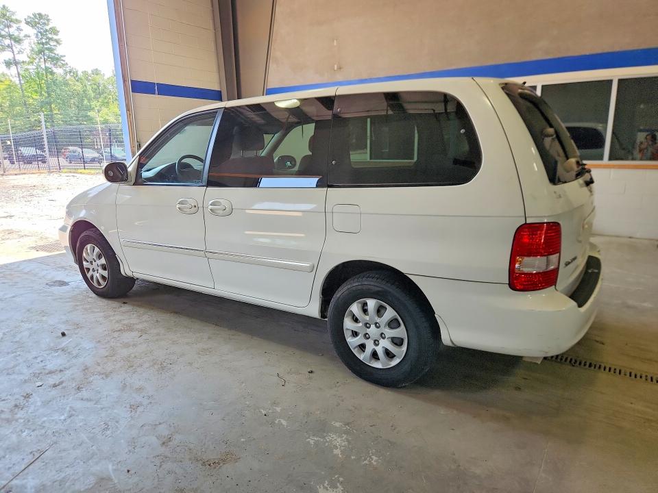 Photo 2 from auction – 2005 KIA SEDONA with VIN KNDUP132356746091