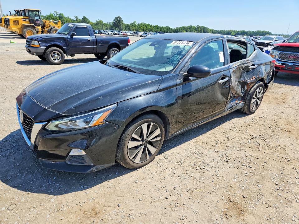 Photo 1 from auction – 2021 NISSAN ALTIMA with VIN 1N4BL4DV3MN340206